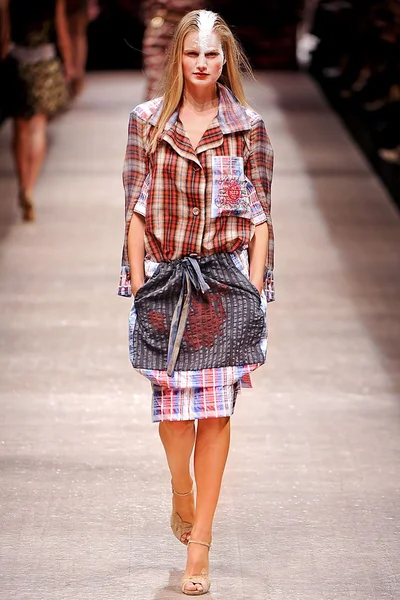 Look 34